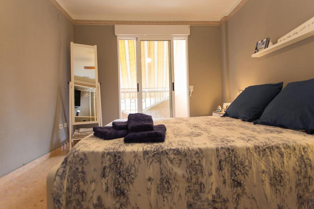 Nice Apartment Close To Mercado Central Аликанте Екстериор снимка