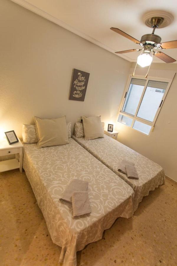 Nice Apartment Close To Mercado Central Аликанте Екстериор снимка