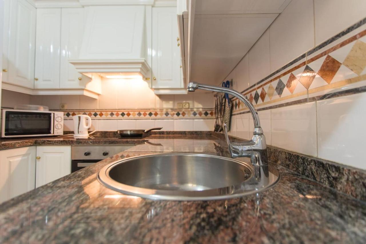 Nice Apartment Close To Mercado Central Аликанте Екстериор снимка