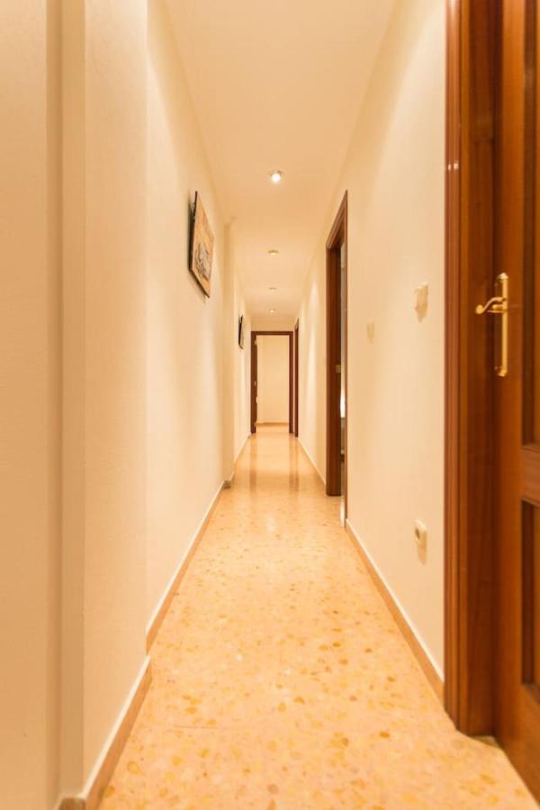 Nice Apartment Close To Mercado Central Аликанте Екстериор снимка