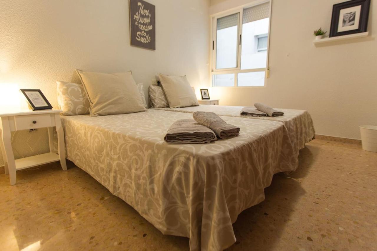 Nice Apartment Close To Mercado Central Аликанте Екстериор снимка