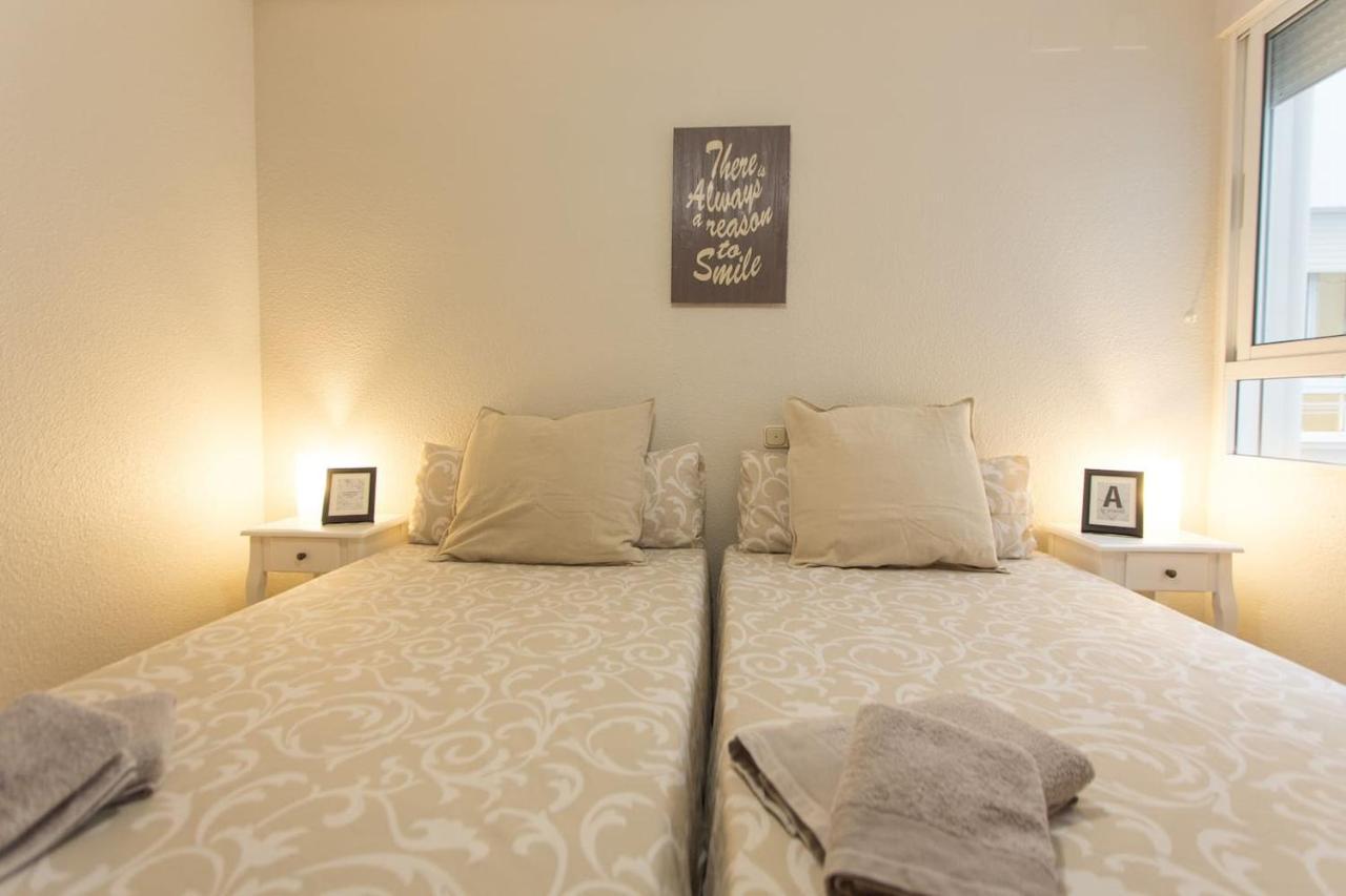Nice Apartment Close To Mercado Central Аликанте Екстериор снимка